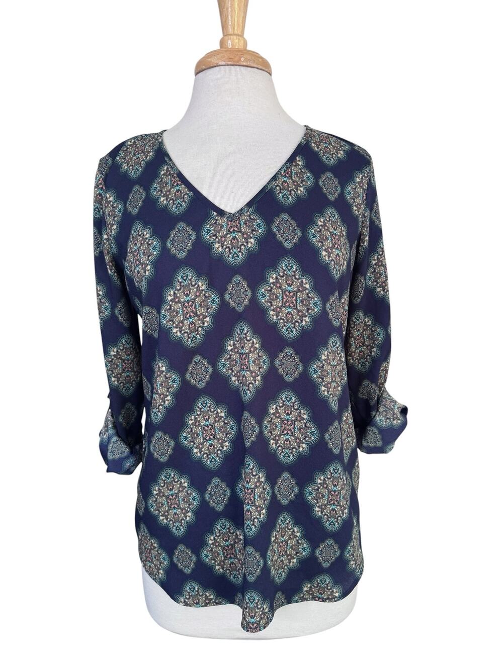 ANN TAYLOR Purple Multicolor Medallion Print Blouse Size Small Roll Tab Sleeve